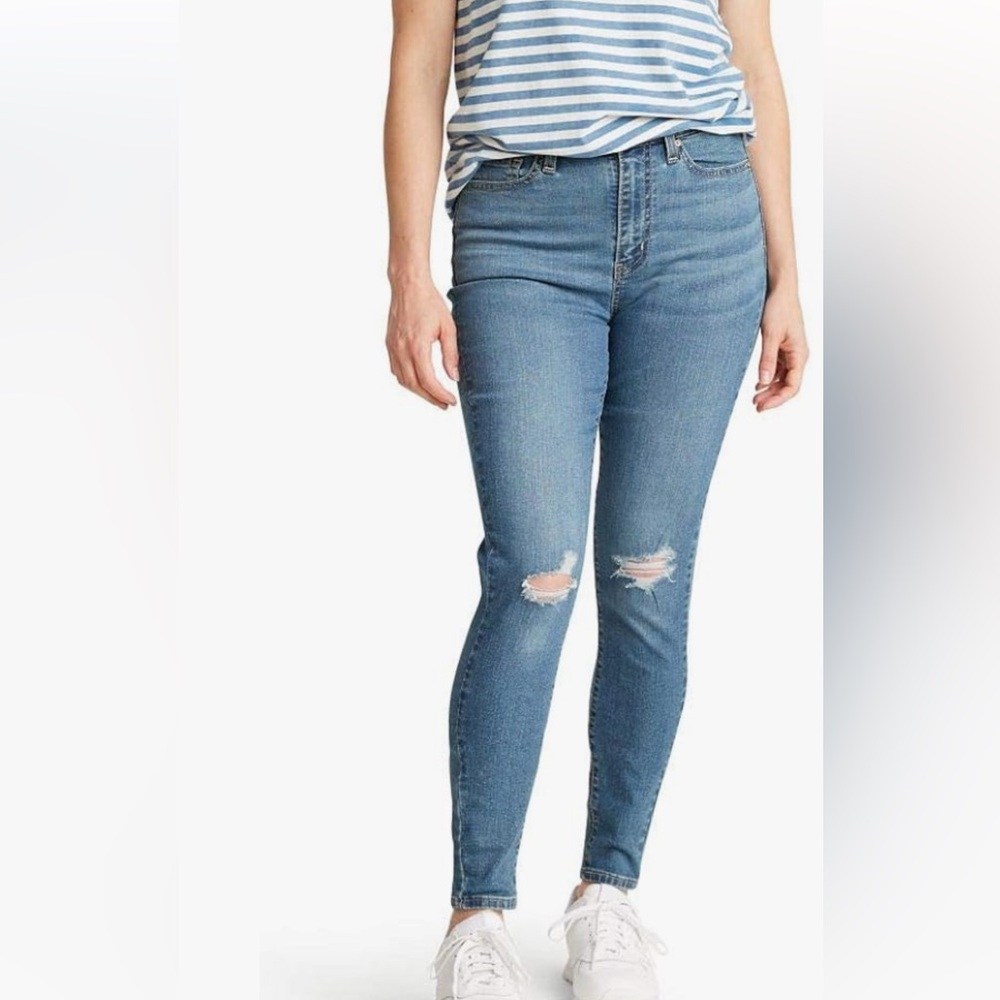 Signature by Levi Strauss High Rise Blue Jeans